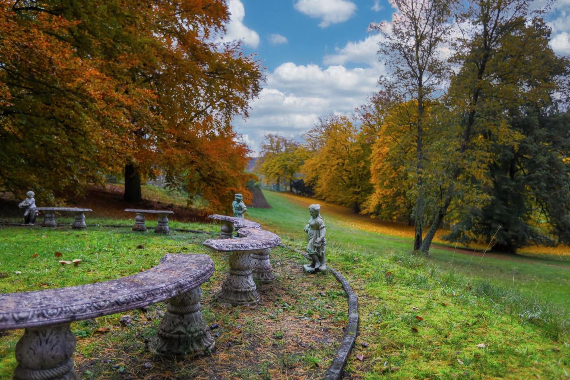 Hotel Chateau Cihelny Karlovy Vary Bagian luar foto